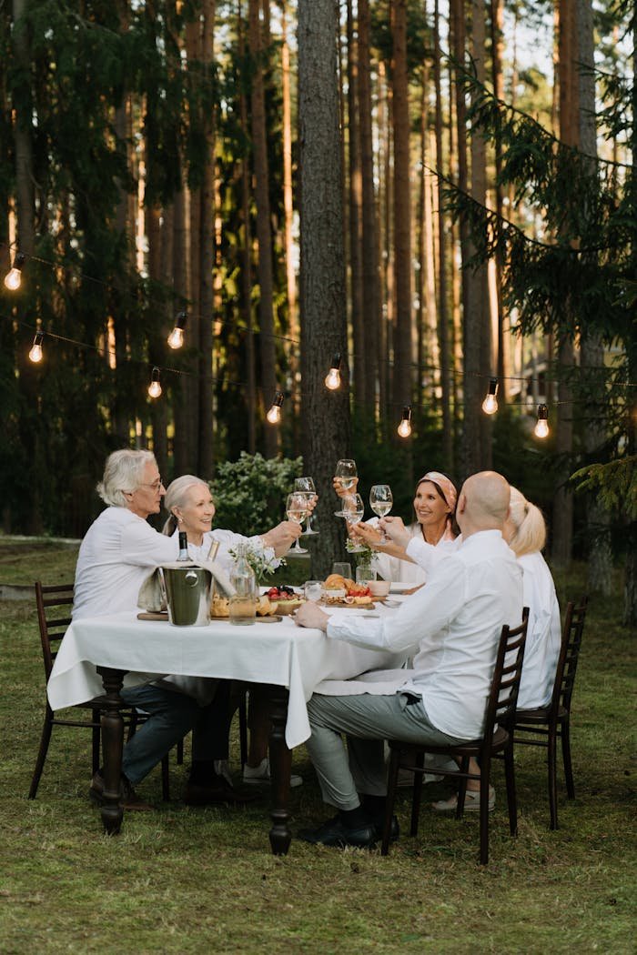 Group of people enjoying a cozy dinner at Breaking Bread Matchmaking event